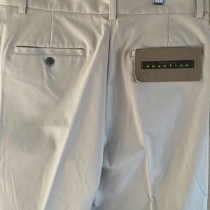 NWT Kenneth Cole Reaction “It’s A Stretch” putty slacks